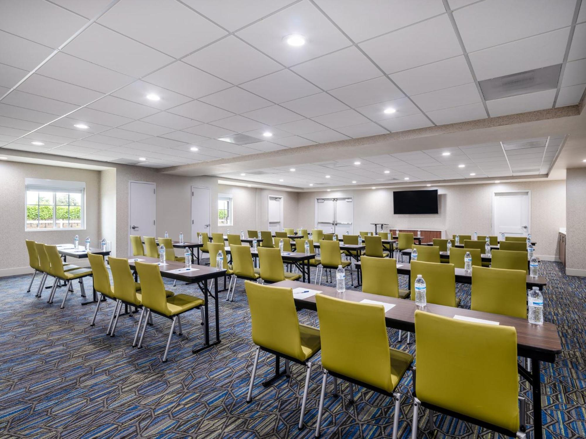 Holiday Inn Express Lodi By Ihg מראה חיצוני תמונה