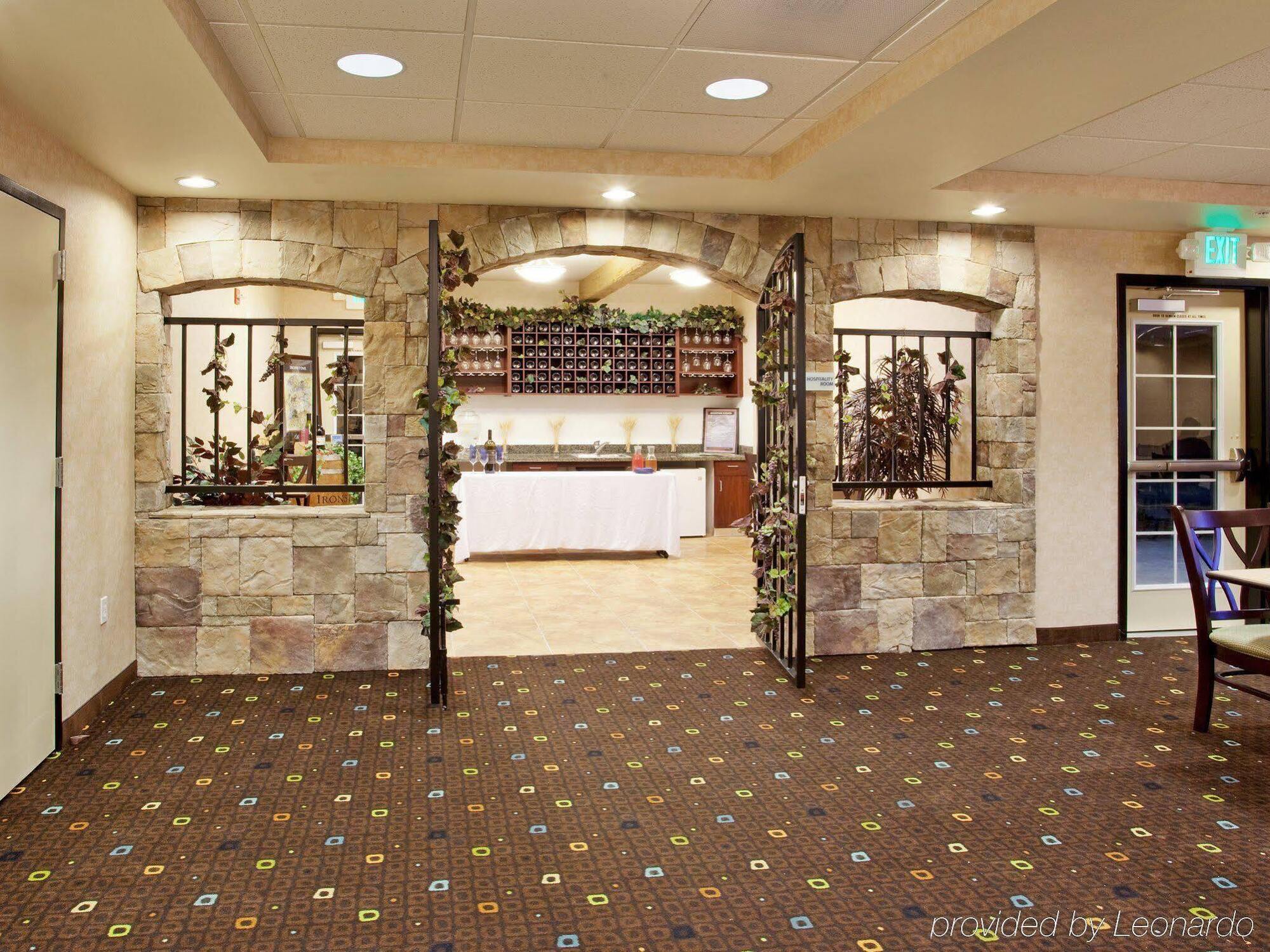 Holiday Inn Express Lodi By Ihg מראה חיצוני תמונה